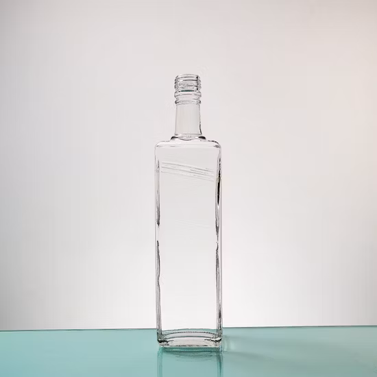 뜨거운 판매 명확한 보드카 병 500ml 700ml 750ml 브랜디 보드카 진 위스키 럼 유리병