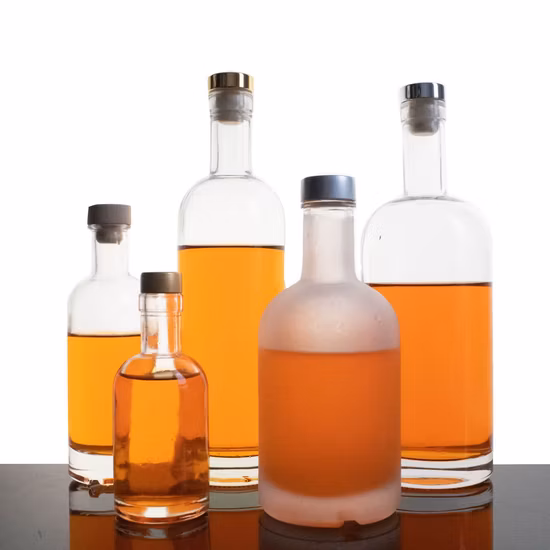 코르크 마개와 도매 700ml 750ml 500ml 명확한 둥근 빈 럼 위스키 정신 진 보드카 유리 주류 병