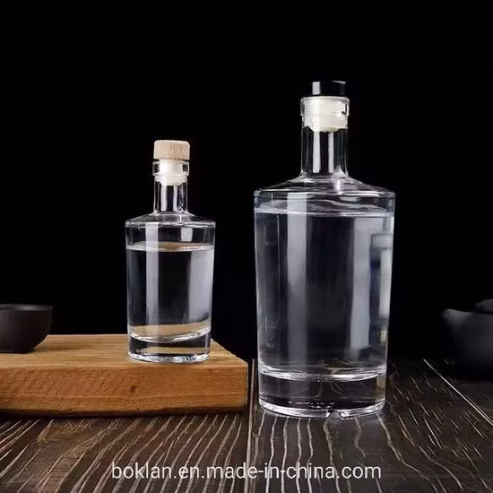 코르크가 있는 보드카 진 위스키 럼용 리큐어 유리병 100ml, 375ml, 500ml, 750ml